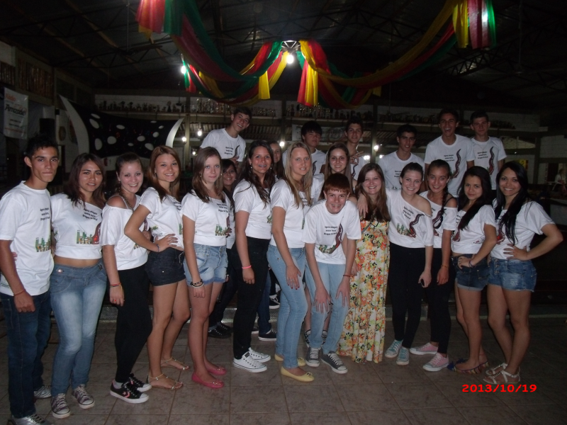 "Drogas não tem saída...então não entre" divulga campanha